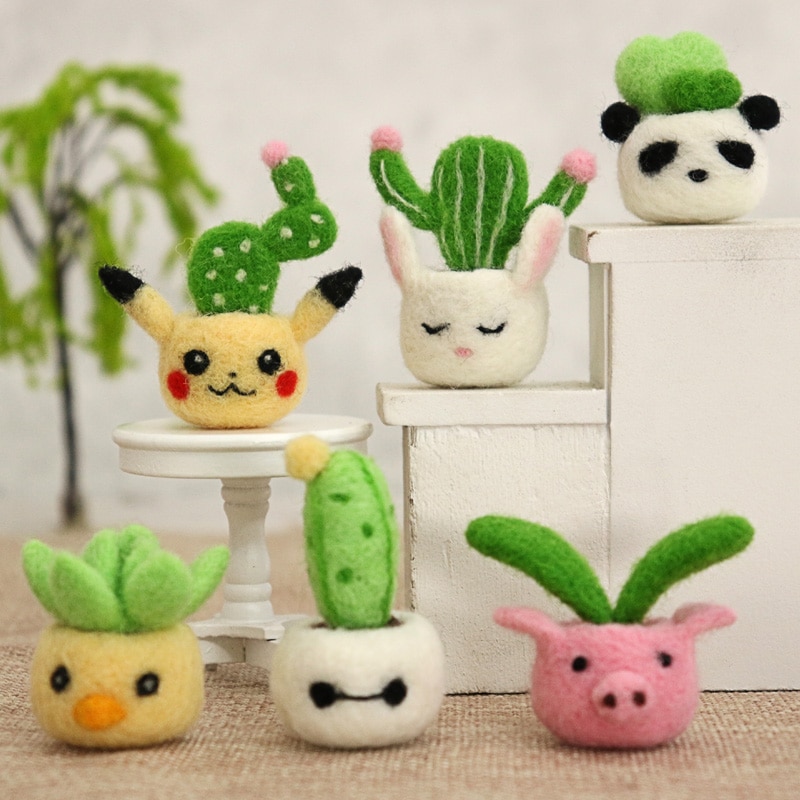 Non-Finished Women Felt Craft Kit Lovely Animal Cactus Plant Wool Needle Felt Material Decoration For Birthday Friend DIY