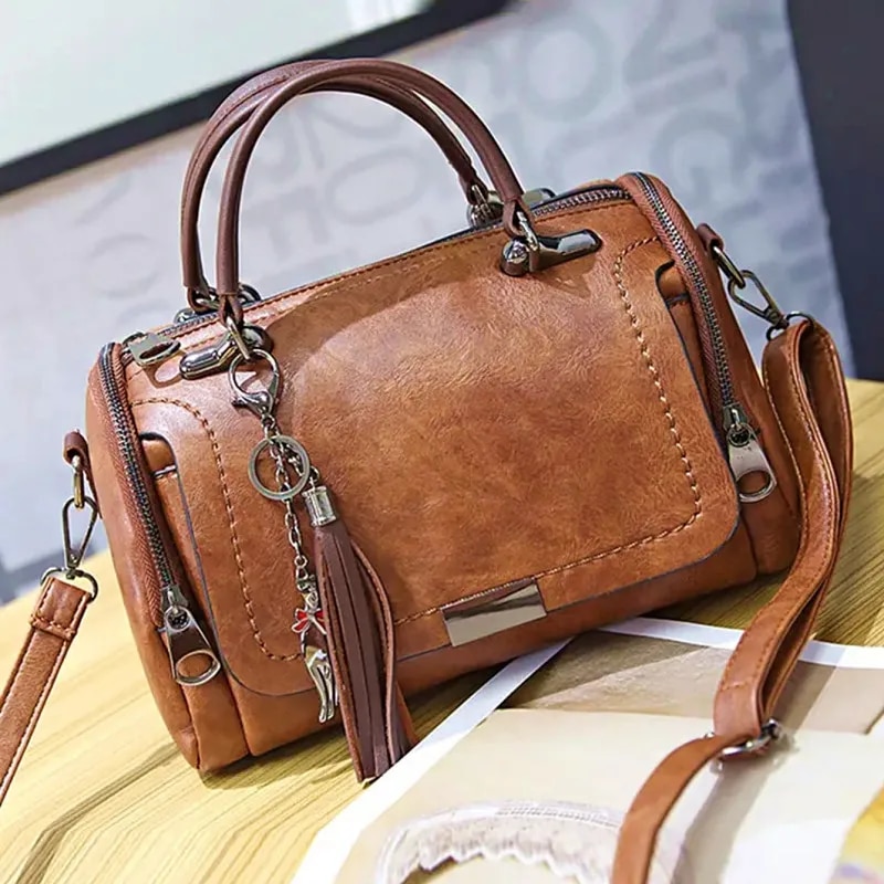 Tassel Decor Dames schoudertas met grote capaciteit Mode Rits Crossbody Tas met afneembare riem Boston Handtas: CAMEL