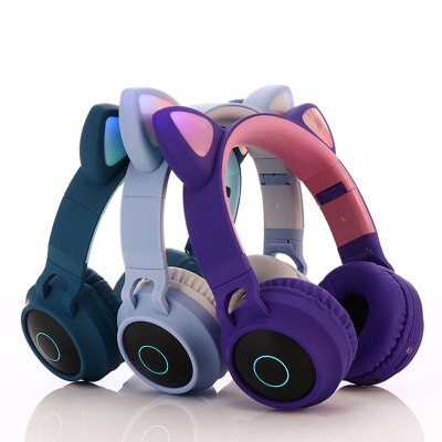 Valoa emittoivat bluetooth-kuulokkeet lapsille ja tytöille, joilla on kissan korvat langaton bluetooth-musiikki ja äänikuulokkeet