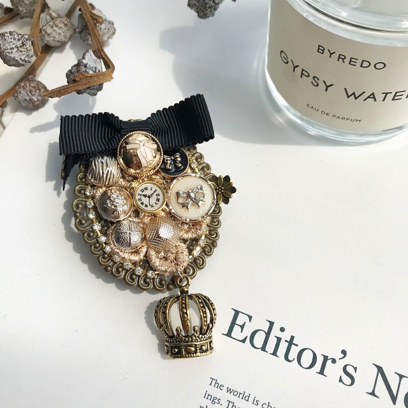 Beroemde Luxe Parel Broche Sieraden Bloemen Reversspeldjes 5 Parels Broches Boog Stof Sieraden Voor Vrouwen: Style 6