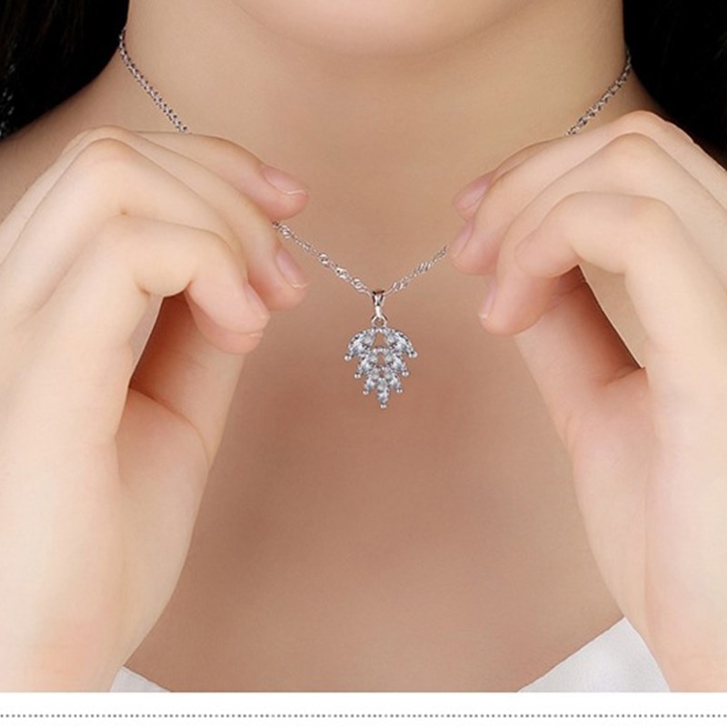 NEHZY S925 Stamp Silver Necklace Pendant Jewelry Woman Leaf Crystal Zircon Necklace Length 45CM