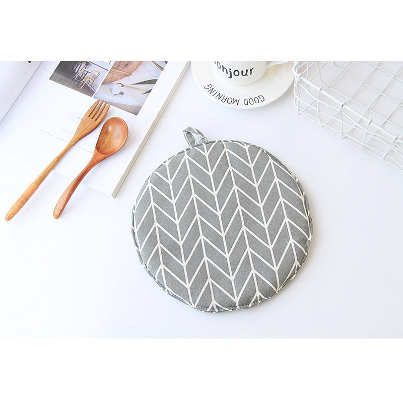 1 Piece Cute Non-slip Yellow Gray Cotton Nordic Kitchen Cooking Microwave Gloves Baking BBQ Potholders Oven Mitts: Colorful