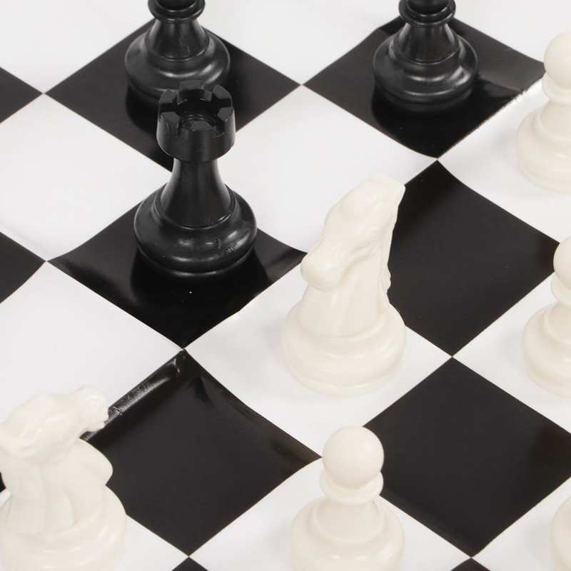 International Standard Chess Set PS Plastic Easy To Store Plastic International Chess with Chessboard for Outdoor