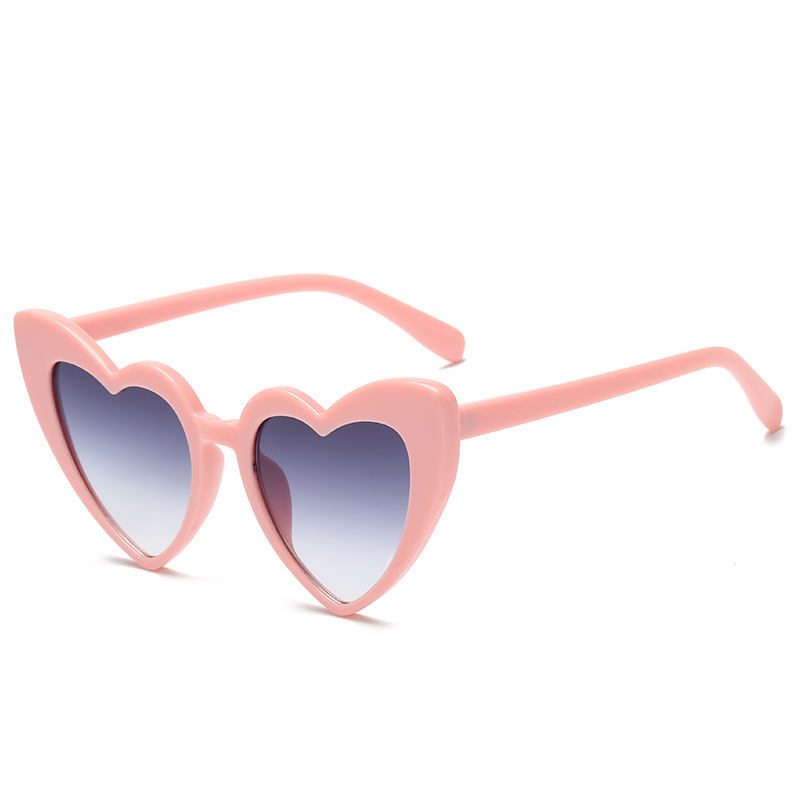 Women Heart Shaped Effects Glasses Watch The Lights Change To Heart Shape At Night Diffraction Glasses Female Sunglasses: Smoky Gray
