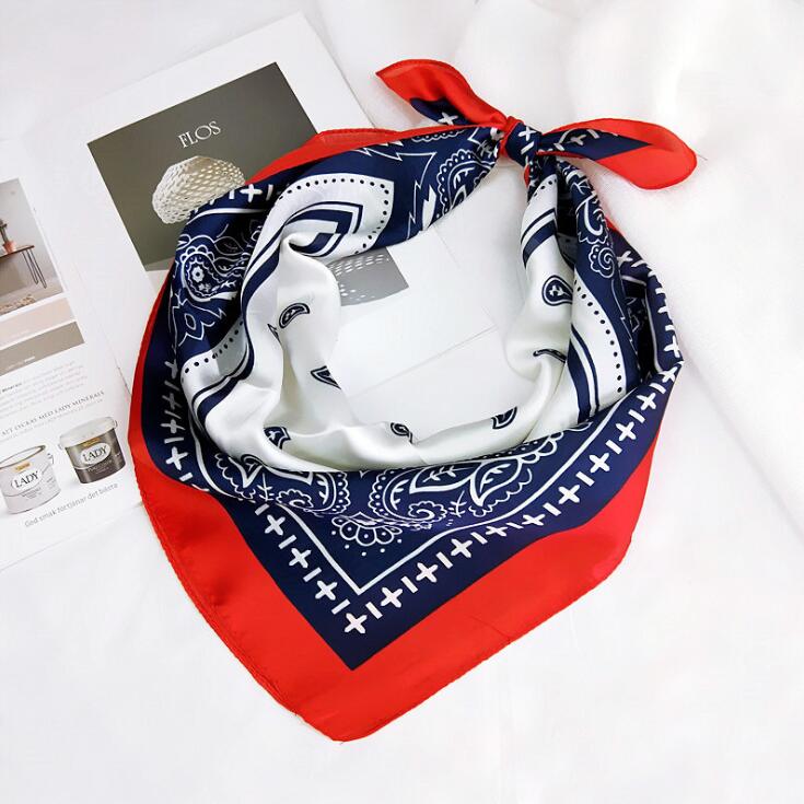 Eleganti fasce per capelli Bandana con stampa in cotone di seta per ragazze donna sciarpa a fascia maschera per il viso croce turbante bandane copricapo 70cmX70cm