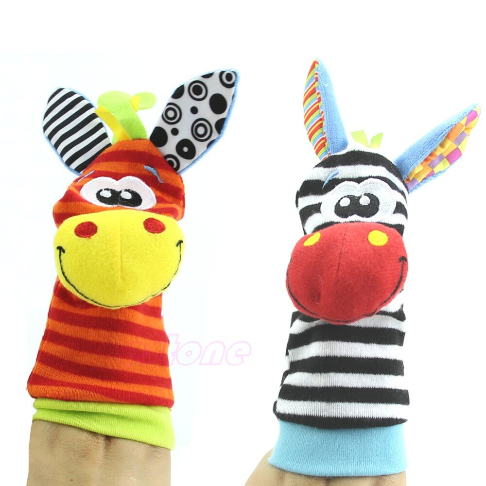 Schattige baby, jongens, schattige dieren, hand, pols, bellen, voet, sok, rammelaars, knuffels, babyshower