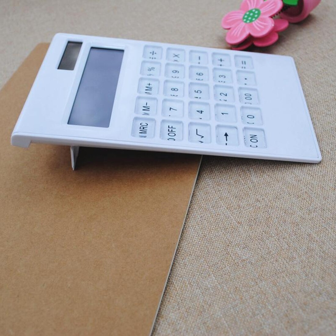 Calculadora blanca delgada portátil Mini 12 Digital calculadora energía Solar cristal teclado Doble potencia suministro