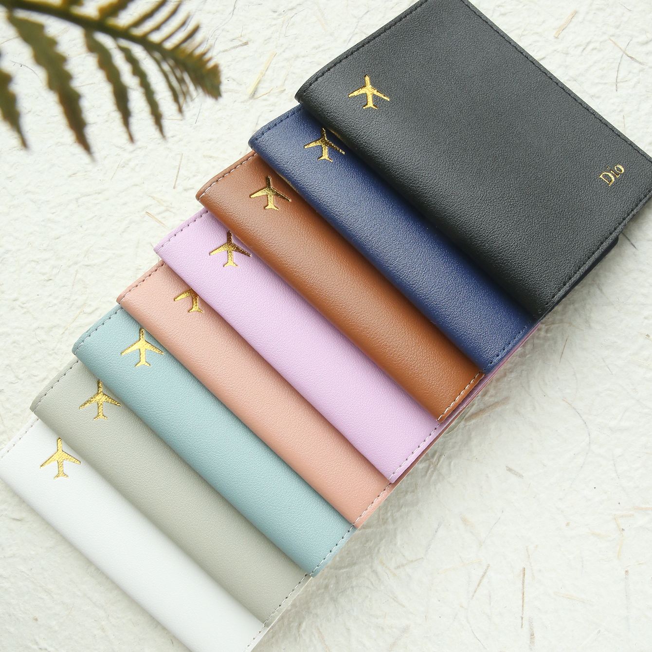 Juego de porta pasaporte y etiquetas de equipaje con nombre personalizado, cubierta de pasaporte de piel sintética con nombre de monograma dorado personalizado, 2 uds.