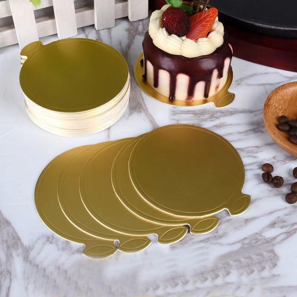 100 Uds herramienta para hornear pastel desechable cartón papel bandeja de postre dorada Mini Base de magdalenas multiforma comercial