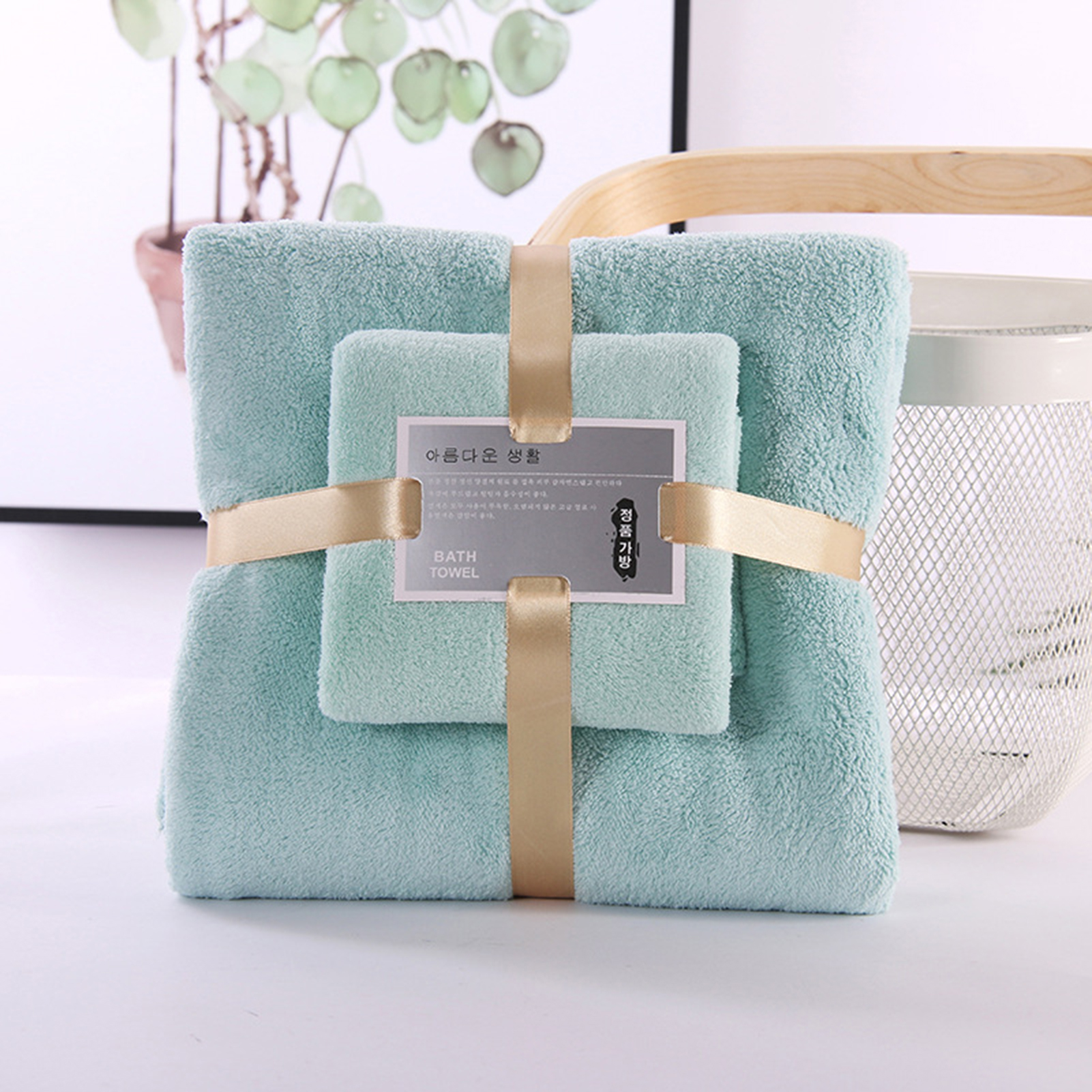 Bath Towel Set Friendly To Skin Ultra Soft Thickened Hair Drying Towel Superior Absorbency Dense Cotton Shower Towel: WHITE