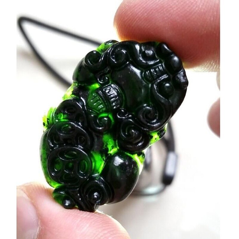 Carved pixiu Jade Pendant Natural Chinese Black Green Dragon Necklace Charm Jewellery Lucky Amulet