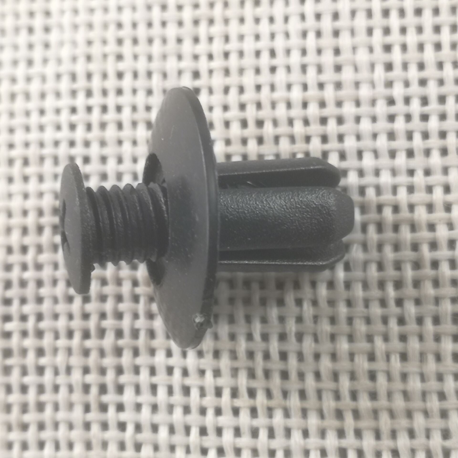 50 szt. 8mm klips zderzaka typu naciskać klipy ustalające 01553-0038U dla nissana C20