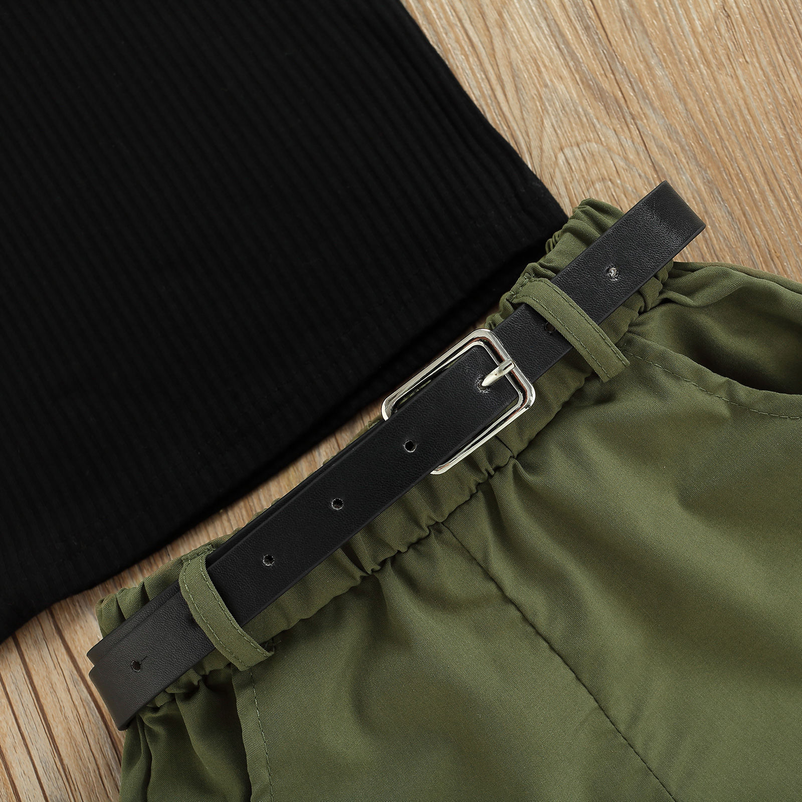 Completi a tre pezzi per neonate per bambini, gilet scavato senza maniche con una spalla + pantaloncini con tasche laterali + cintura decorativa 1-6T