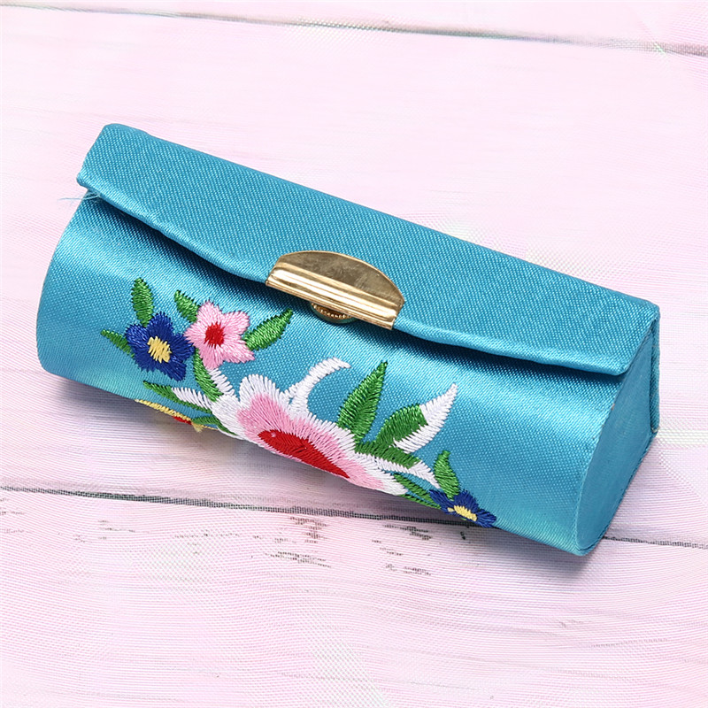 Holder Flower Lipstick Case Retro Embroidered With Mirror Jewelry Packaging Box: light blue