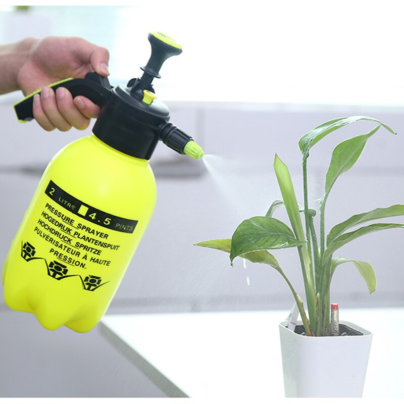 High Pressure Sprayer Water Pot Hand Operated Sprayer Cannon Nozzle Generator With 2l Bottle For Car Wash Window Cleaning