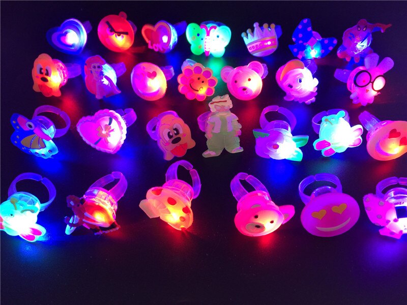 10 teile/los freundlicher Karikatur Flashig LED-Licht Bis glühend Fingerringe