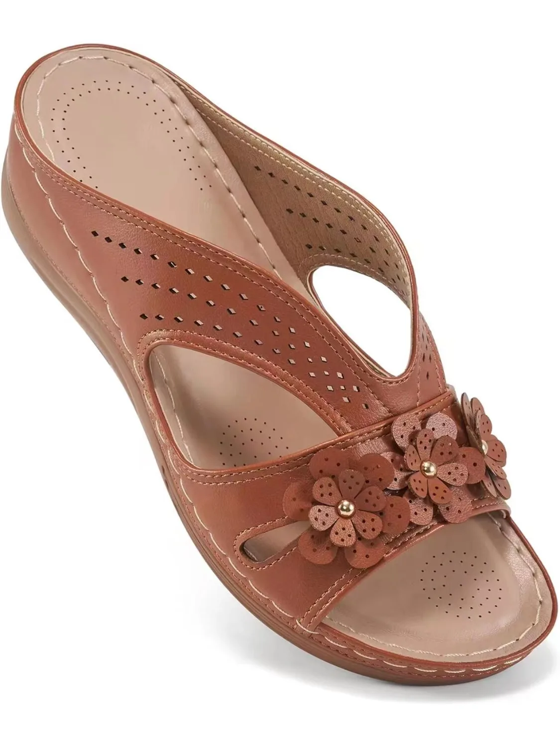 Zapatillas de mujer de tendencia 2024, zapatos de playa con cuña hueca y flores informales, sandalias antideslizantes cómodas con plataforma a la para actividades al aire libre: Castaño / 36