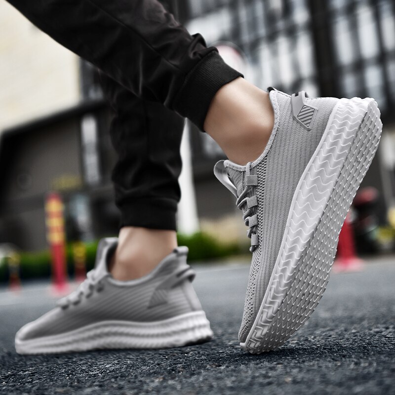 Damyuan løpesko komfortable uformelle sommer sportssko for menn sklisikre slitesterke sneakers for menn