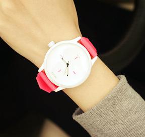 Soft Silicone Strap Jelly Quartz Watch Wristwatches for Women Ladies Lovers relogio miler men watch Black White Couple watch: Hot Pink