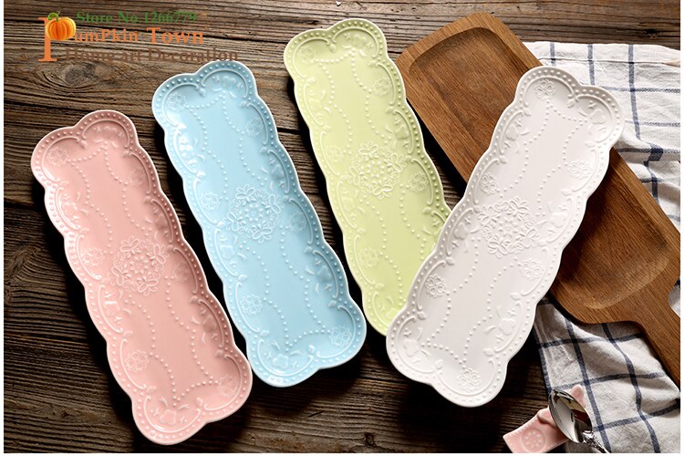 simple Japanese-style embossed butterfly rectangular plate, embossed ceramic white sushi plate, tray, bread plate