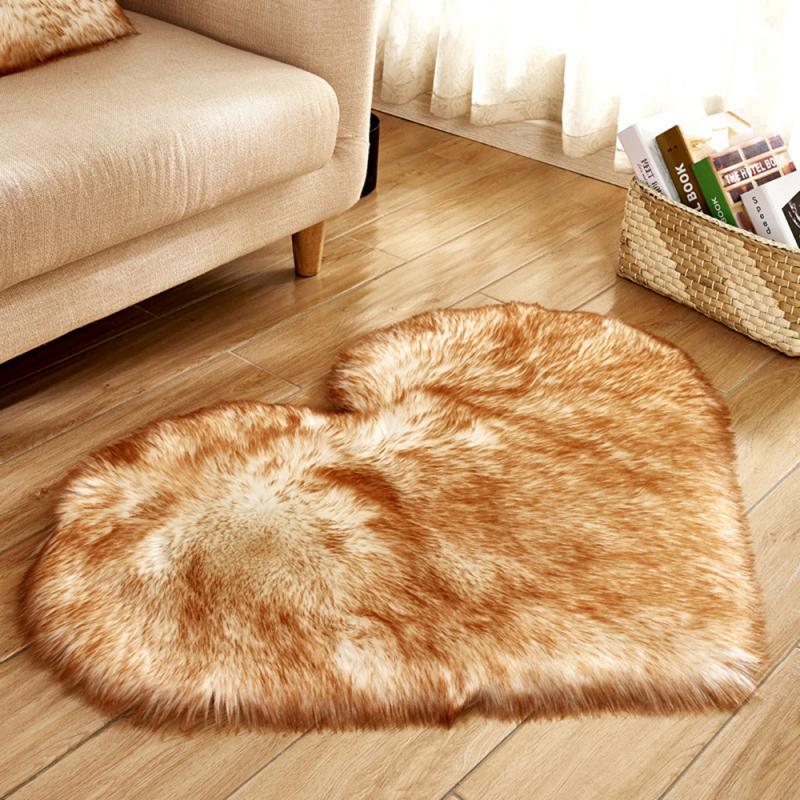 Multifunction Kitchen Bathroom Bedroom Living Room Fluffy Artificial Wool Sheepskin Hairy Love Heart Rugs Household Accessories: white yellow tip