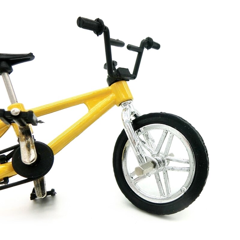 Mini juego de juguetes para dedos, patinetas, bicicletas, patinete, diminuto, columpio, movimiento de la punta del dedo, recuerdos de