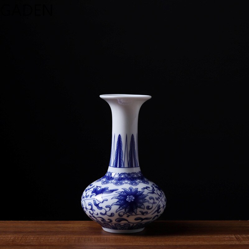 Chinese Style Blue and White Porcelain Vase Mini Vase Small Ornaments Ceramic Crafts Complex Home Decoration Dried Flower Vase