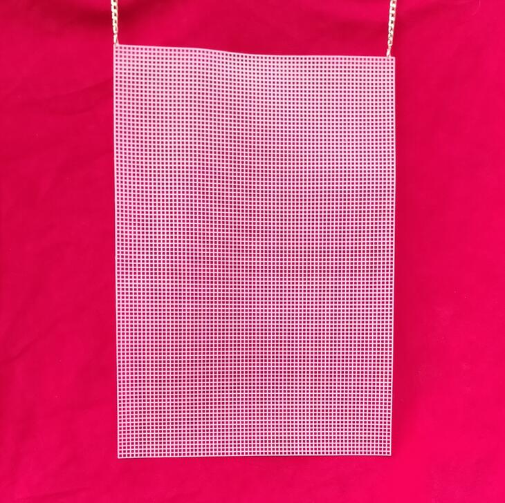 Plastic Mesh Doek Tas Tapijt Draad Haak Craft Supplies Diy Handcraft Klink Haak Accessoire Haak Ambachten Duurzaam Grid Ongeveer 60*42: WHITE / 60x42 Square lattice