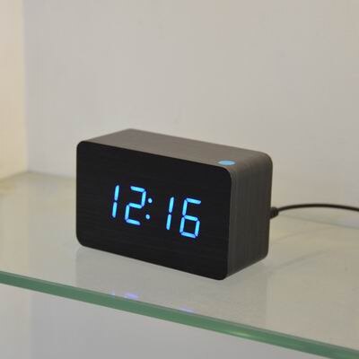 Fibisonic Houten Wekkers Met Thermometer, Geluidsregeling Hout Led Klokken, Digitale Bureau En Tafel Klok: black with blue