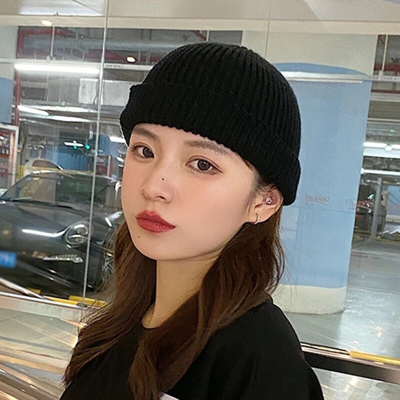 Knitted Hat for Women and Men Wool Retro Atmosphere Autumn and Winter Men's and Women's Cap Dome Warm Short Hat