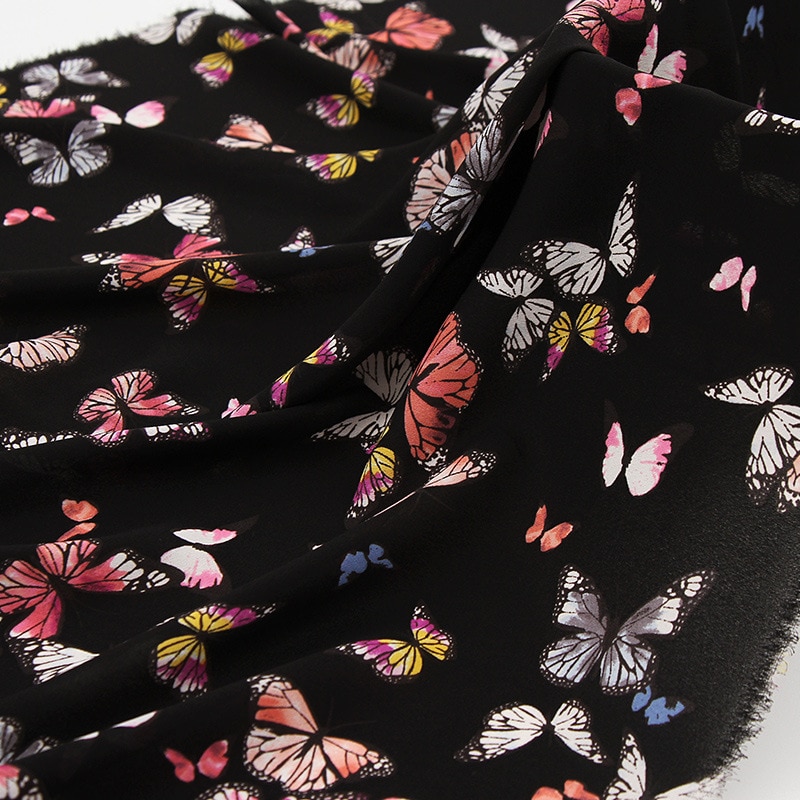 Sort farve sommerfugl mønster blomstertrykt chiffon stof til kjole, i meter