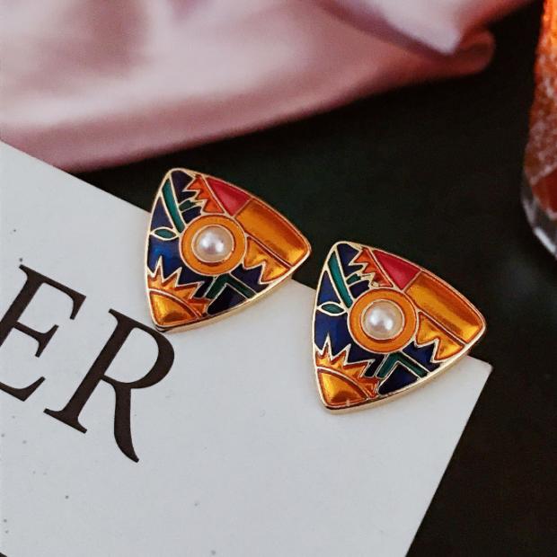 HUANZHI Neue Vintage Ölgemälde Bunte Graffiti Geometrische Dreieck Quadrat Mond Sonnenblumen Emaille Stud Ohrringe für Frauen: E