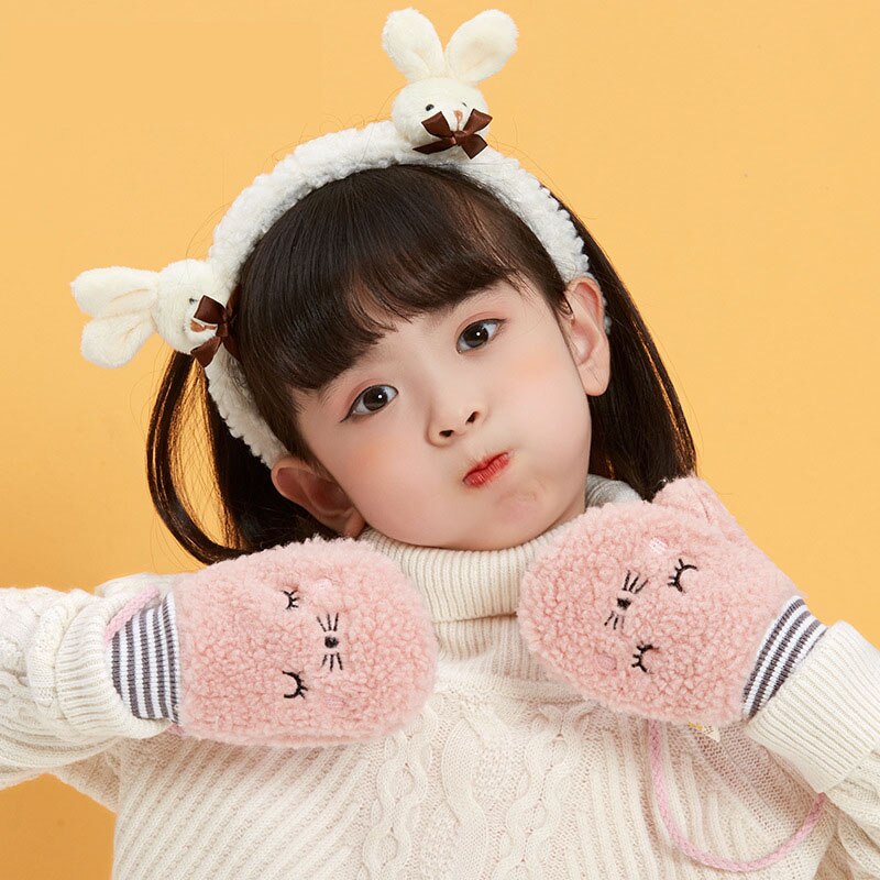 Products For Autumn And Winter Children'S Mittens Cute Warm And Cold-Proof Plus Cashmere Anti-Lost Gloves