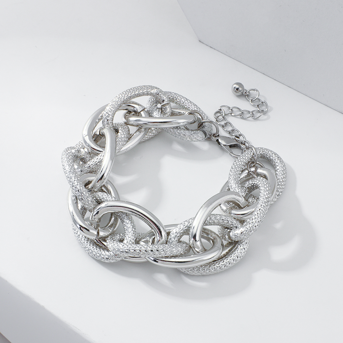 Amorcome Neue Punk Kubanischen Verknüpfung Frauen Männer Armbinde Klassische Verdrehte klobig Kette Armbänder Legierung Metall Armbinde Paar Schmuck