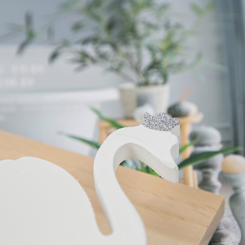 Simple 3 Hooks Wall Mounted Coat Rack Wooden Clothes Pegs Rustic Finish