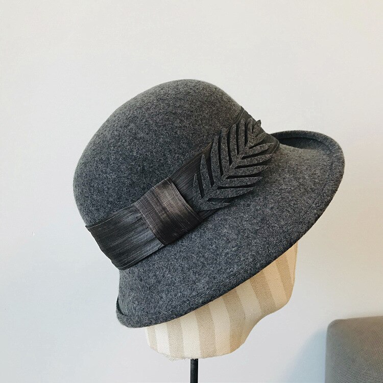 Vinter dam hattar rund fedorahatt för kvinnor uppåtgående brätte band blad klocka kyrka bröllop bowler hatt retro ull hattar: Mörkgrå