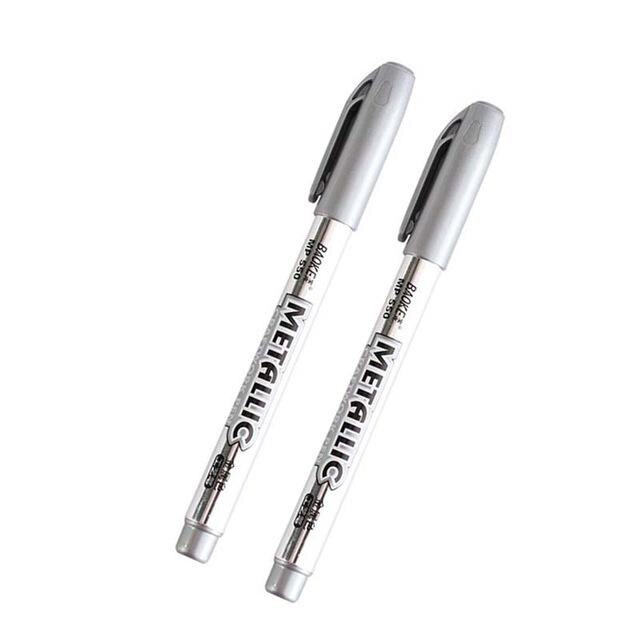 2pcs/lot DIY Metallic Waterproof Permanent Paint Marker Pens Gold And Silver For Drawing Students Supplies Marker Craftwork Pen: 2pcs Silver