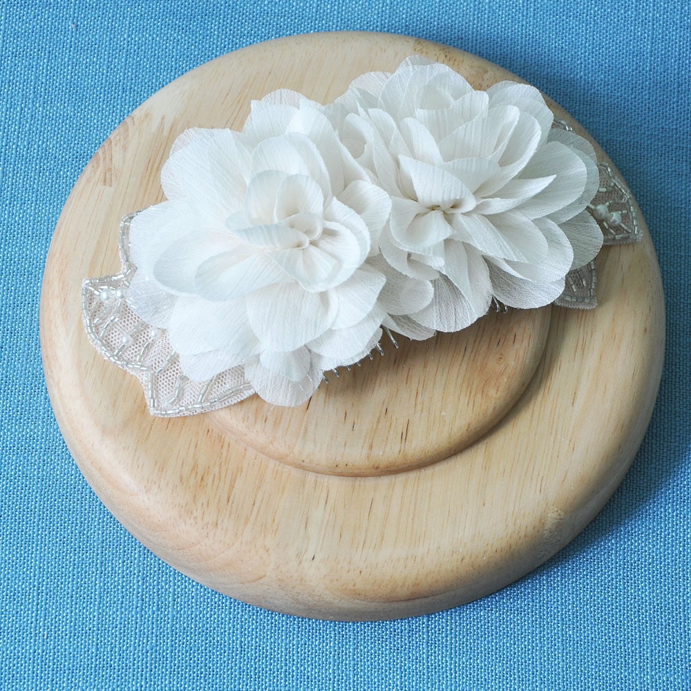 TOPQUEEN H248 Bridal Headbands bridal hair accessories with lace Beaded flowers hair Comb for girl Headpieces Fast