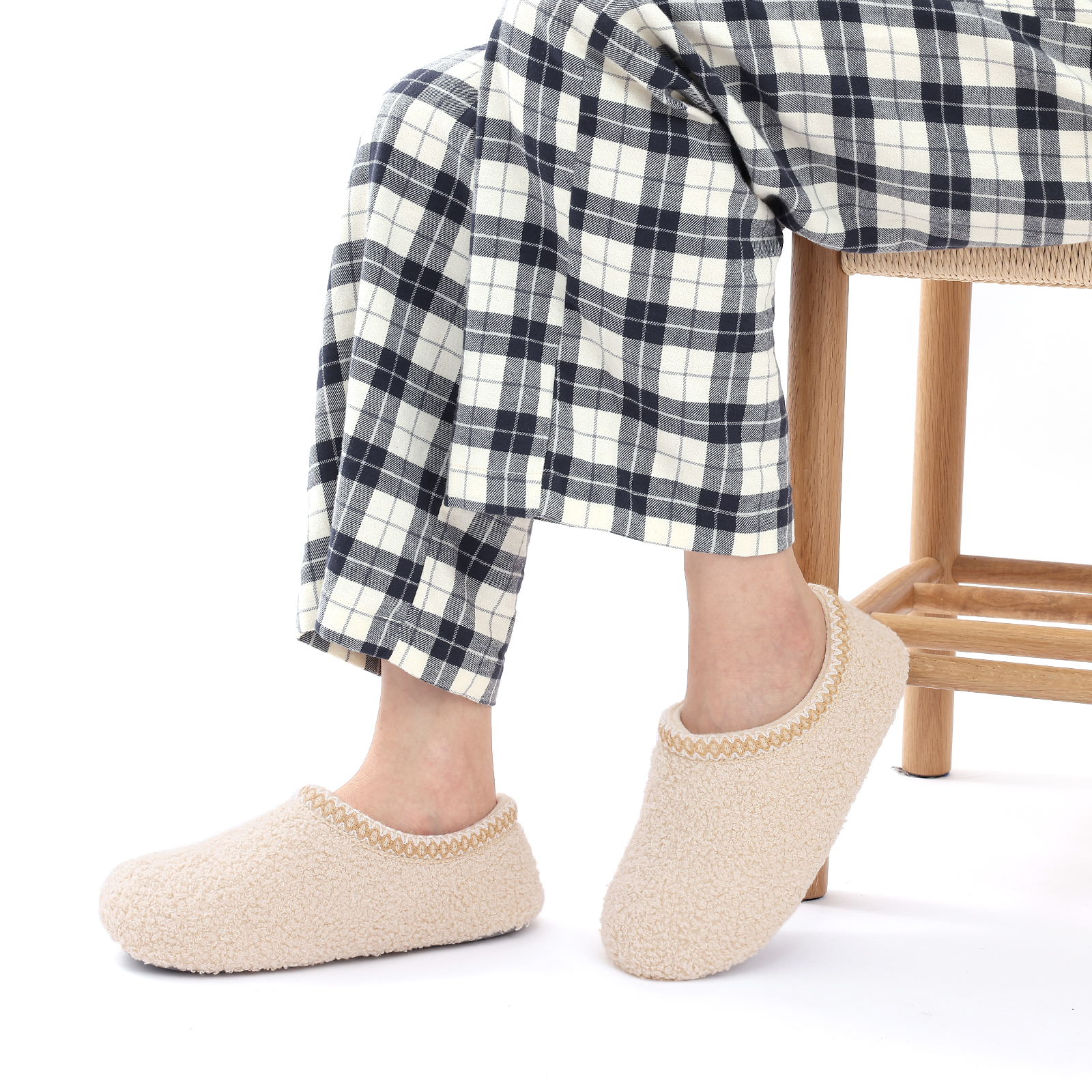 Winter Curly Loafer Indoor Fuzzy Vrouwen Schoenen Mode Warme Fleece Huis Schoenen Outdoor Gesloten Vrouwen Antislip Bont Damesschoenen