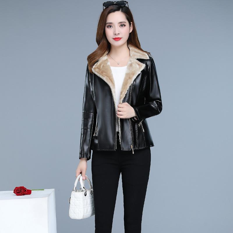 Short plus velvet leather jacket female winter Slim artificial leather jacket autumn warm doudoune femme hiver Plus size