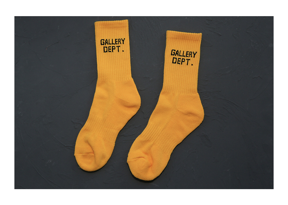 2022 Gallery Dept21 Herfst Winter Graffiti Mannen Vrouwen Brief Sokken Street Art Effen Kleur Katoenen Handdoek Bodem sport Sok: Orange