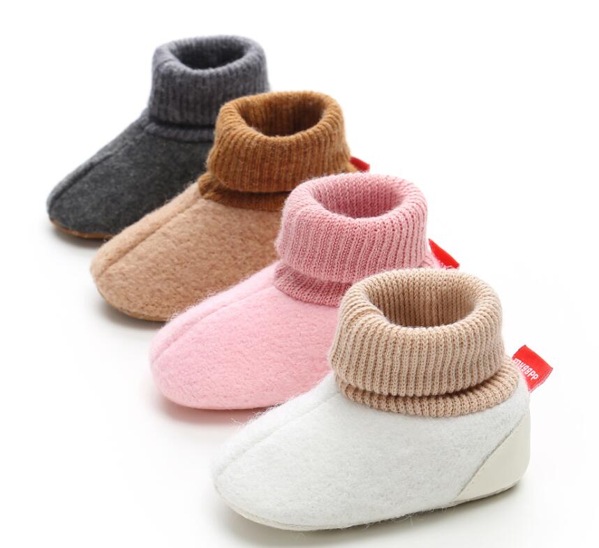 Stevige babyschoenen voor meisjes, eerste loopschoenen voor pasgeborenen, warme winterlaarzen voor peuters, baby's met zachte zolen, 0-18m