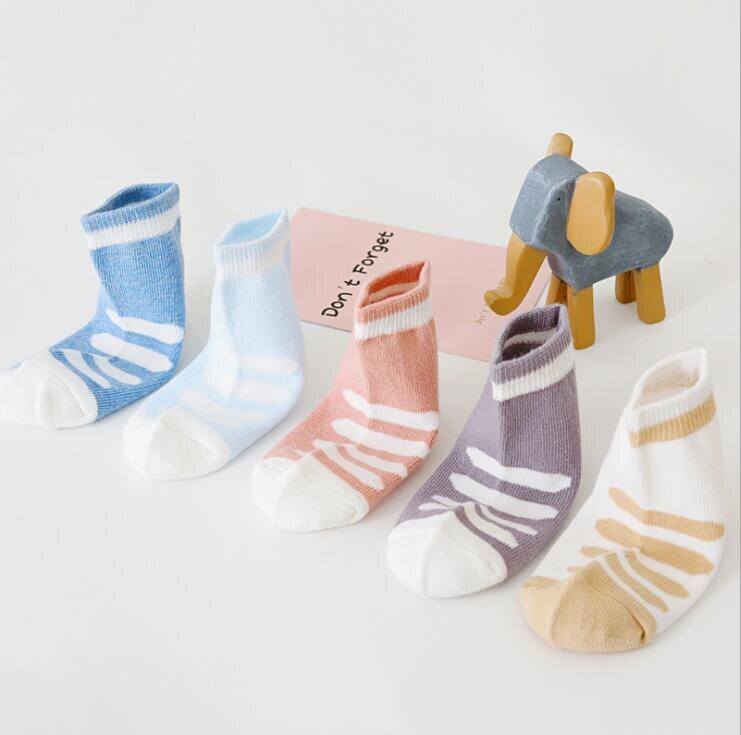 Calcetines suaves y transpirables para niños, medias de tubo medio, para el suelo, de verano, baratos, 5 par/lote