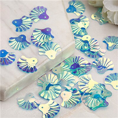 400 stuks losse pailletten in de vorm van een 15mm -jakobsschelp, doe-het-zelf-kledingaccessoires, naaiversiering, kledingknutselwerk voor het maken van sieraden: Turquoise kristal