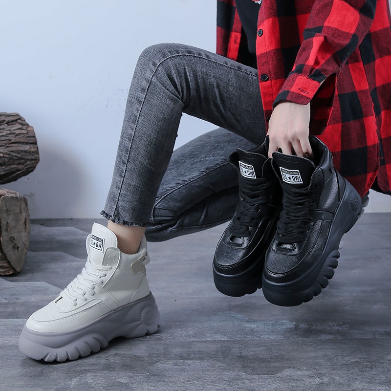 Chunky Women's Platform Sneakers Height Increase Outdoor Running Shoes High Ankle Female Urban Shoes Footwear Girls