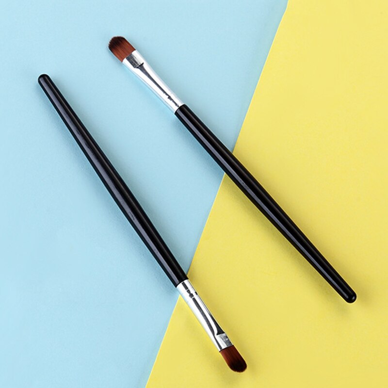 Lång stång makeup ögonskugga borste nybörjare makeup borste multifunktions skönhet concealer borste