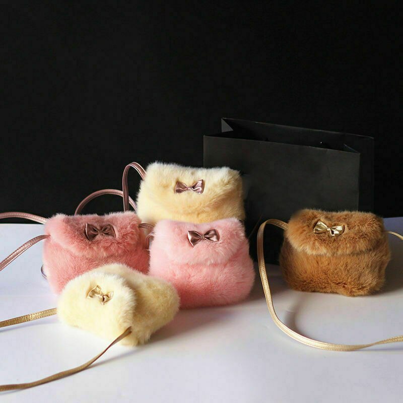 Soft Faux Fur Kids Handbag Cute Baby Girls Mini Bowknot Crossbody Bags small Shoulder Bag Purse Wallet white Pink Bag