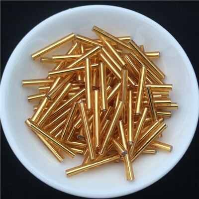 500g/ pakke 2.5*20mm lang størrelse sølv kerne tjekkisk glas frø bugle perler rør til smykker beklædningsgenstand tilbehør perler til tøj: Guld