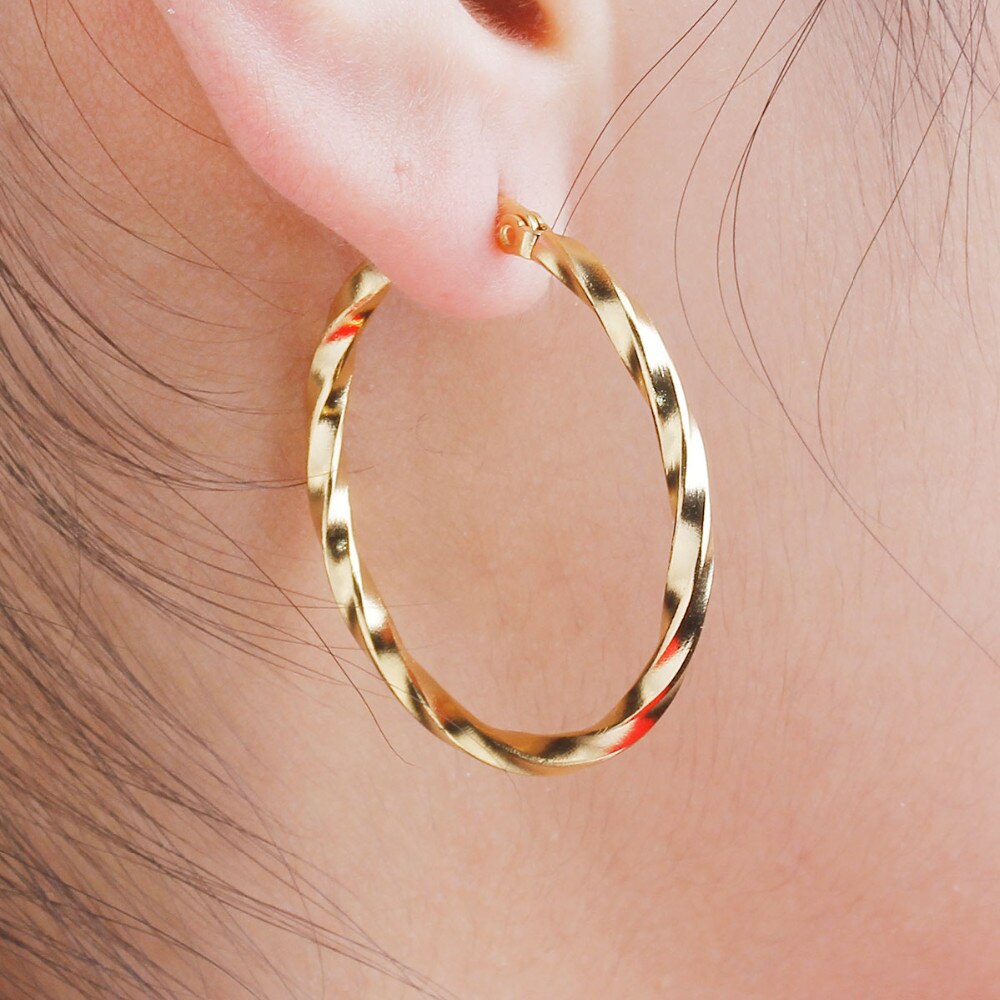 Trend 304 Rvs Oorringen Ronde Goud Kleur Hoops Oorbellen Voor Vrouwen Party Sieraden , 1 Paar