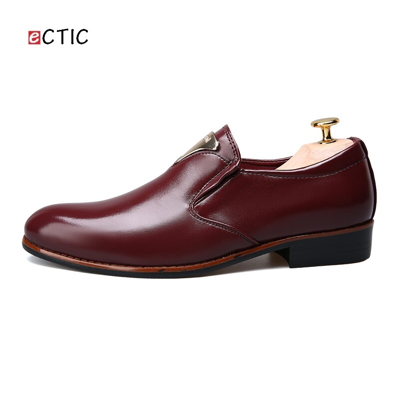 Ectique sans lacet décoration en métal chaussures formelles pour hommes chaussures habillées classique chaussures de base en caoutchouc semelle extérieure directe: Rouge / 8.5